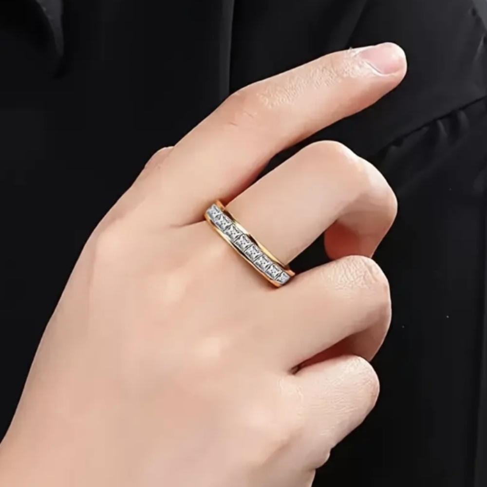 Channel Set Gold Titanium Band Ring w/clear CZ  All The Way Around Size 9 NWT